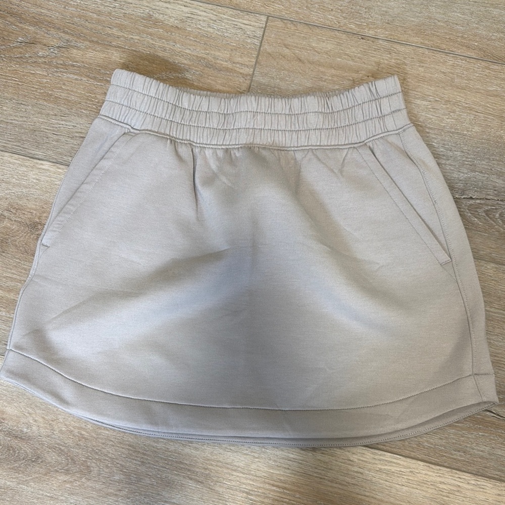 YPB athletic skirt